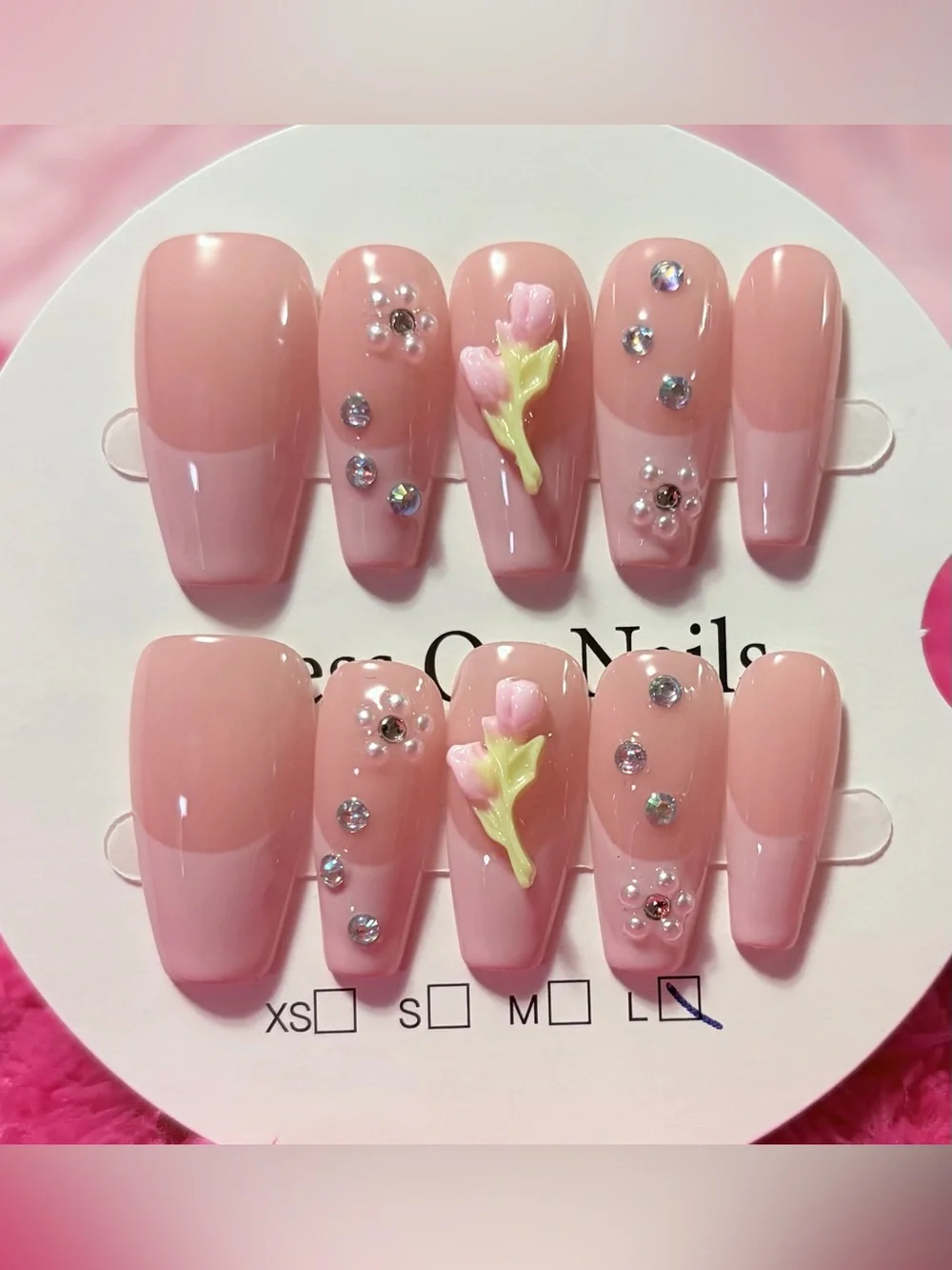 Pink Floral Accent Press-On Nails - Soft Pink Gel Set